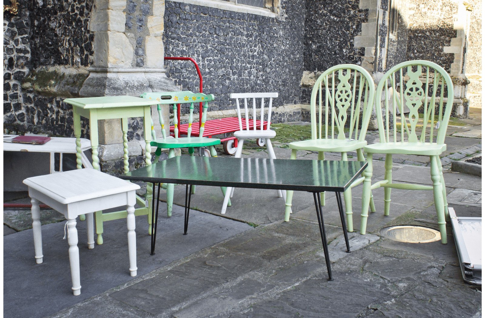 Ask Before Buying Second Hand Furniture in Abu Dhabi!