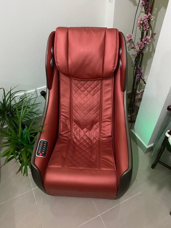 Massage chair  from isukoshi