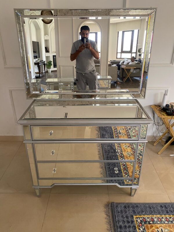 Dressing with Mirror from Home Center - Image 4