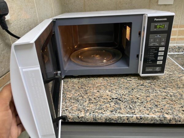 Microwave from Panasonic - Image 3