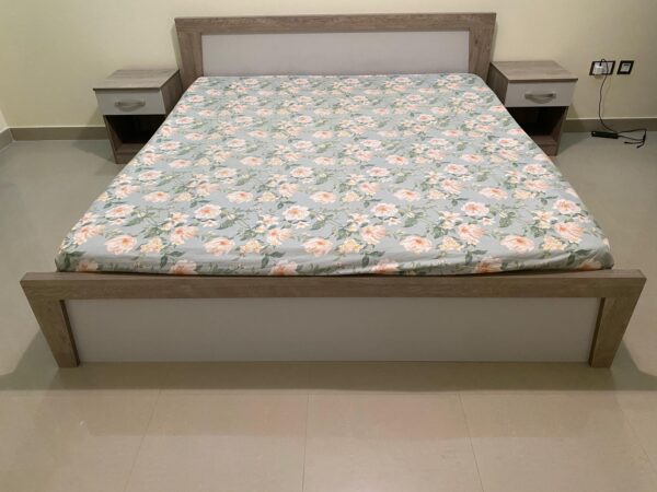 Bed Set King from Home Box - Image 4