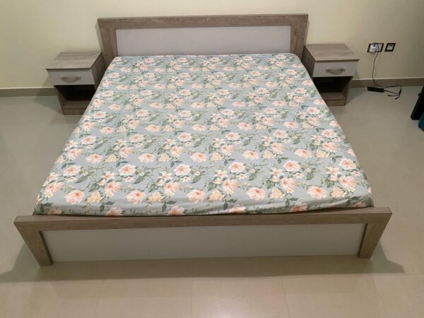 Bed Set King from Home Box - Image 3