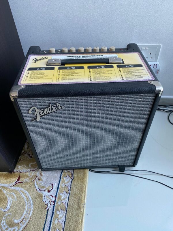 Fender Rumble Classic Bass Amplifier - Image 3