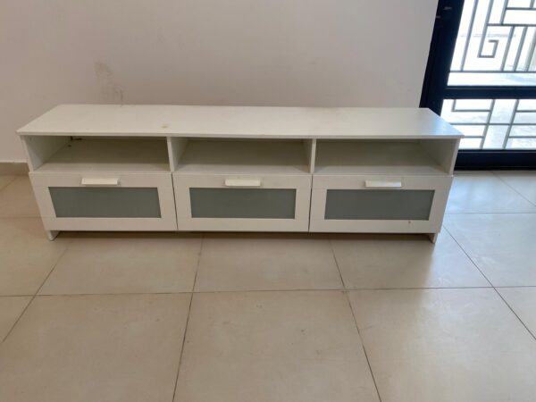TV unit from IKEA - Image 3