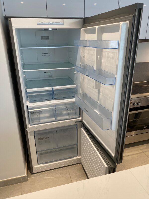 Fridge French Door from Bosh - Image 5