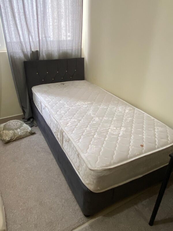Single Bed with mattress from Danube - Image 6