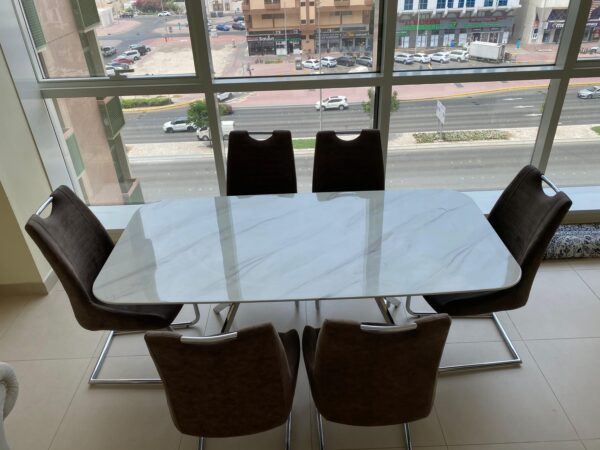 Dinning set with 6 Chair from Home Center - Image 7