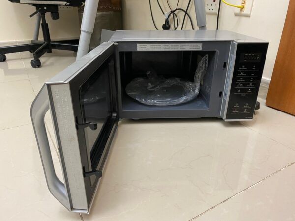 Panasonic Microwave Oven - Image 4