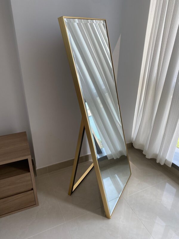 Standings Mirror, Ikea - Image 2
