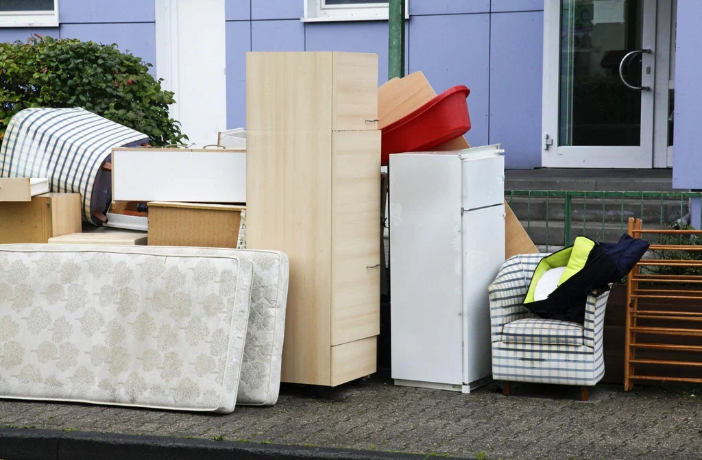 - Al Thahani Furniture
